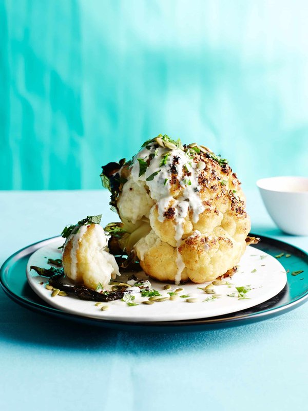 Tips for Maintaining a Minimalist Bedroom Design?